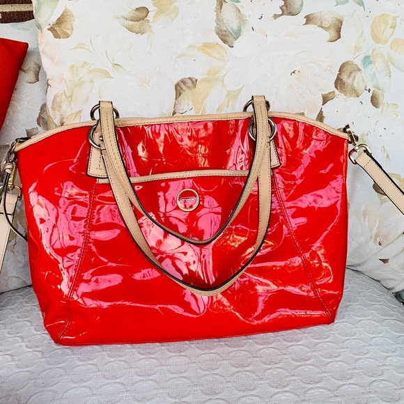 Coach Red Patent Embossed Large Satchel Bag - Picture 6 of 13